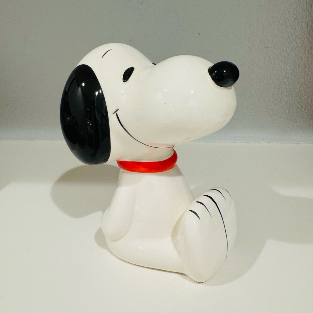 Snoopy ceramic coin bank